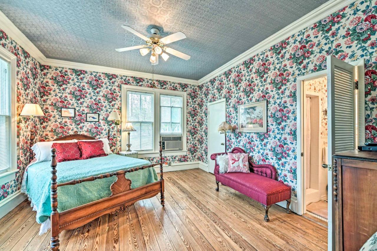 The Lilly House Historic Glen Rose Home With Porch! Exteriör bild